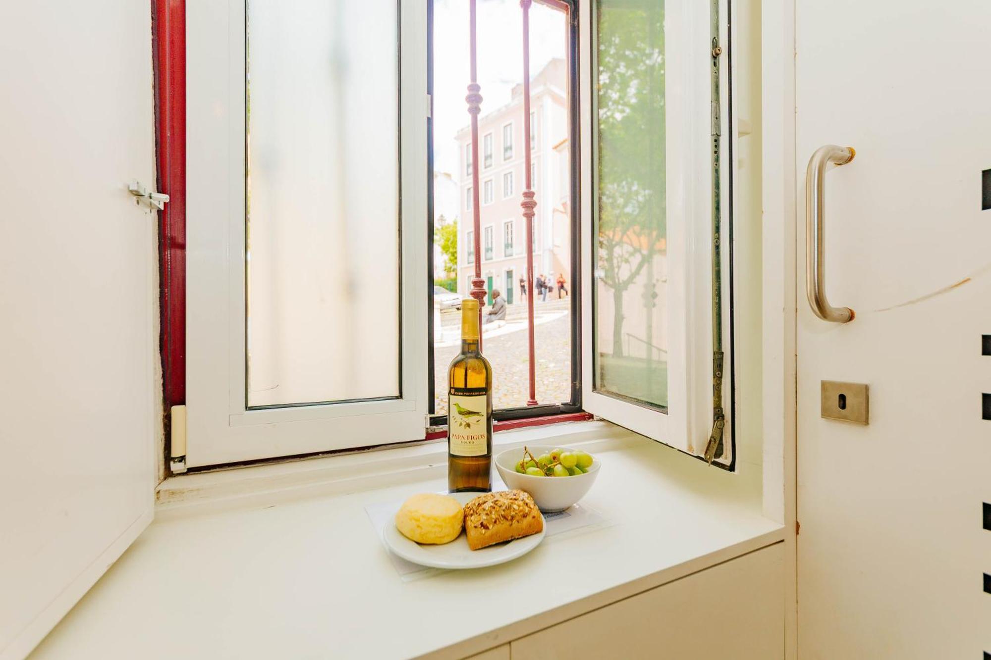 Rent4Rest Lisbon Downtown Tiny Studio Apartments Exterior photo
